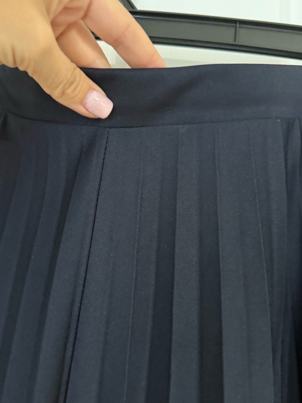 H&M Pleated Mini Skirt - Dark Navy - Picture 4 of 5